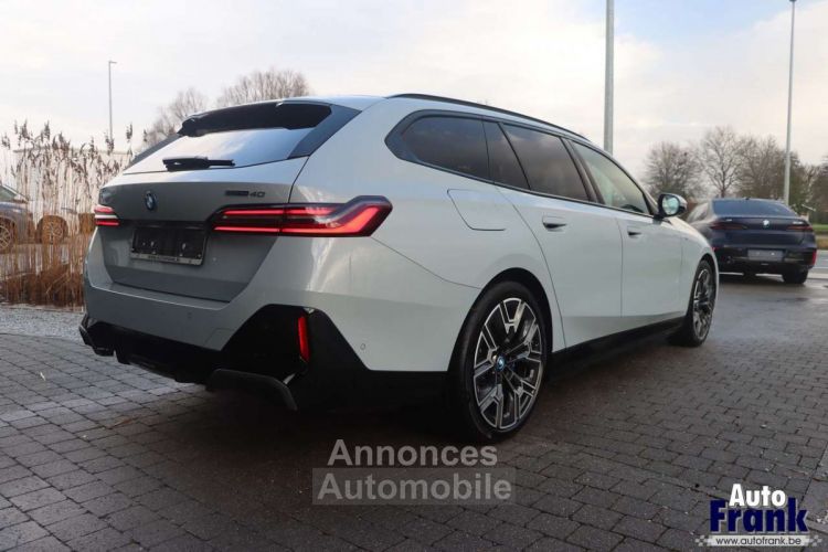 BMW i5 40 TOUR M-SPORT PANO SUSP PRO 360CAM B&W - <small></small> 72.950 € <small>TTC</small> - #7