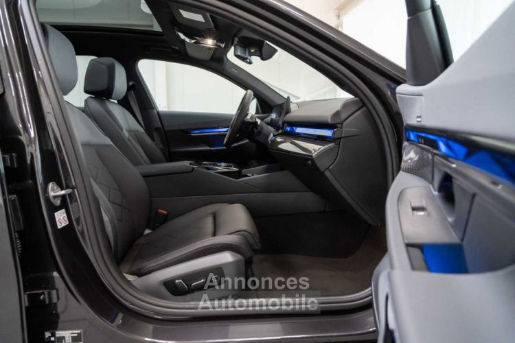 BMW i5 eDrive40 M Sport Pano ACC Trekhaak Shadow Harman - <small></small> 84.990 € <small>TTC</small> - #16