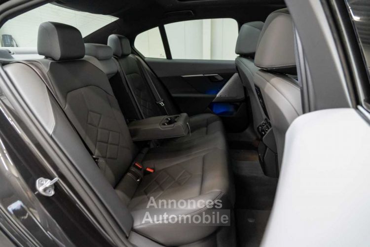 BMW i5 eDrive40 M Sport Pano ACC Trekhaak Shadow Harman - <small></small> 84.990 € <small>TTC</small> - #19