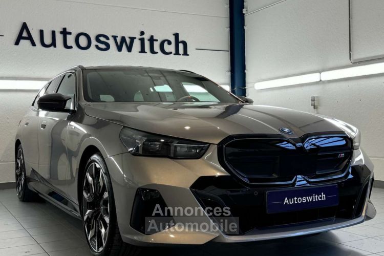 BMW i5 M60 xDrive Touring M Sport Pro-Prof-Comf-Travel - <small></small> 96.900 € <small>TTC</small> - #1