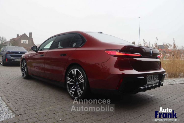 BMW i7 60 SPORT-PRO TV B&W TREKHK LOUNGE FULL - <small></small> 122.950 € <small>TTC</small> - #5