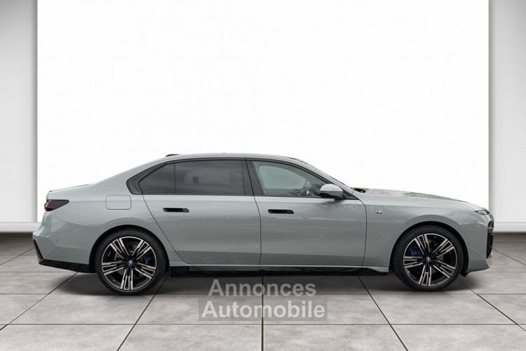 BMW i7 xDrive 60M Sport 544ch - <small></small> 126.900 € <small>TTC</small> - #3