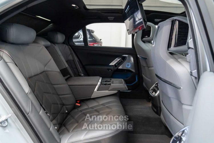 BMW i7 xDrive60 M Sport Executive TV ACC Bowers Crystal - <small></small> 109.990 € <small>TTC</small> - #18