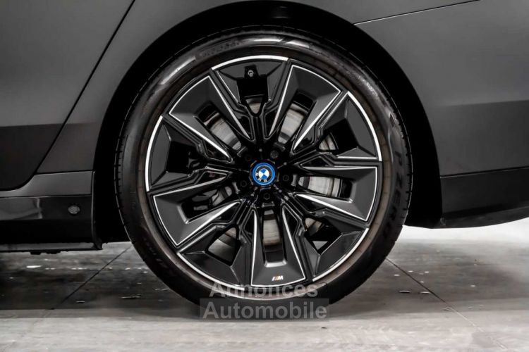 BMW i7 xDrive60 M Sport Massage Bowers SkyLounge ACC HUD - <small></small> 119.990 € <small>TTC</small> - #48