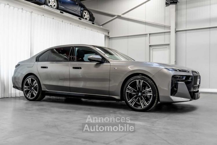 BMW i7 xDrive60 M Sport Pro Massage SkyLounge Bowers ACC - <small></small> 109.990 € <small>TTC</small> - #6