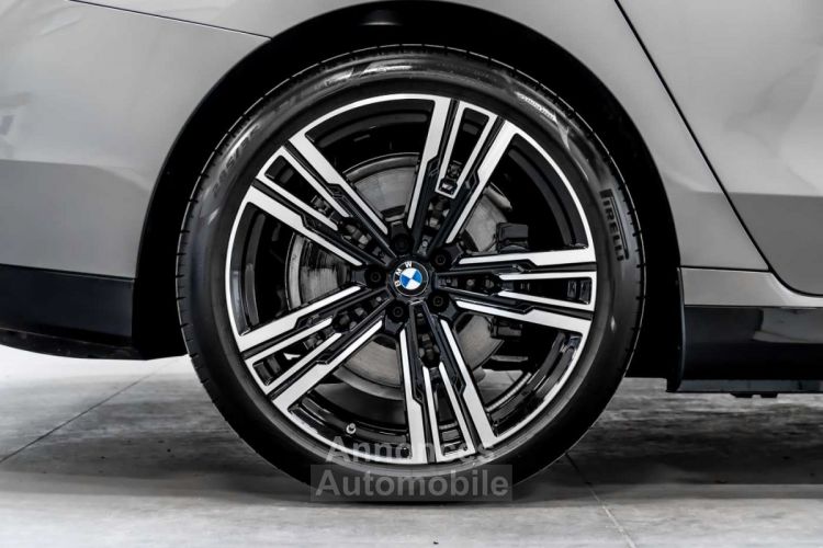 BMW i7 xDrive60 M Sport Pro Massage SkyLounge Bowers ACC - <small></small> 109.990 € <small>TTC</small> - #49