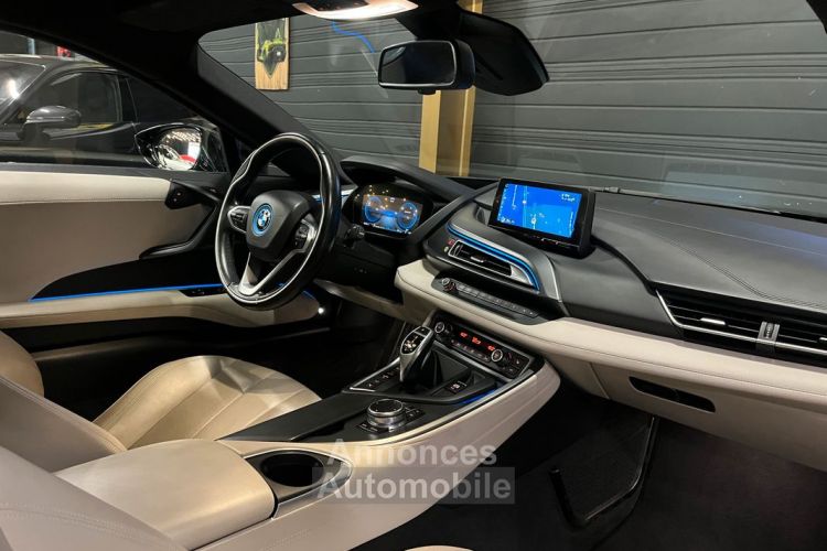 BMW i8 1.5l Hybride Rechargeable 374ch Bva6 Suivi Entretien Garantie 12 mois - <small></small> 77.990 € <small>TTC</small> - #2