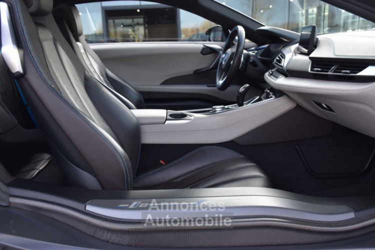 BMW i8 Coupé HUD Harman Kardon LED - <small></small> 62.900 € <small>TTC</small> - #17