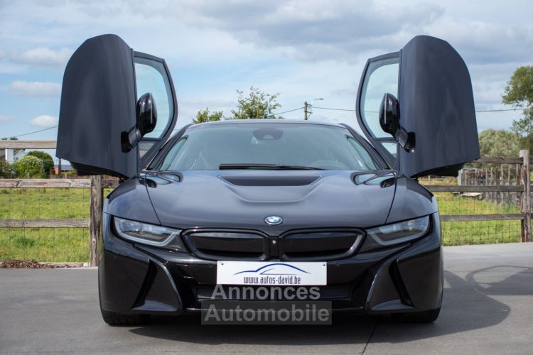 BMW i8 Coupé Plug-in Hybride - HISTORIEK - VLEUGELDEUREN - CAMERA - 360° - SFEERVERLICHTING - <small></small> 54.999 € <small>TTC</small> - #17