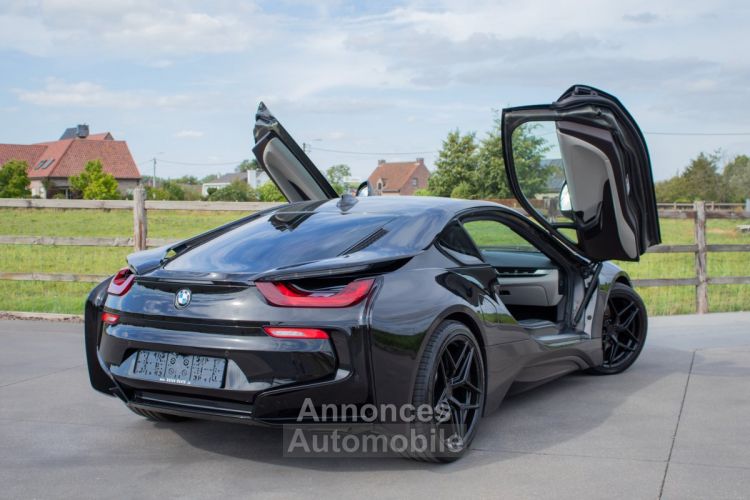 BMW i8 Coupé Plug-in Hybride - HISTORIEK - VLEUGELDEUREN - CAMERA - 360° - SFEERVERLICHTING - <small></small> 54.999 € <small>TTC</small> - #56