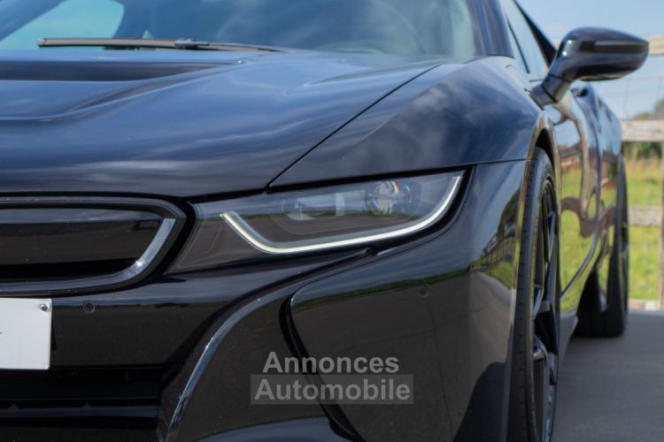 BMW i8 Coupé Plug-in Hybride - HISTORIEK - VLEUGELDEUREN - CAMERA - 360° - SFEERVERLICHTING - <small></small> 54.999 € <small>TTC</small> - #57