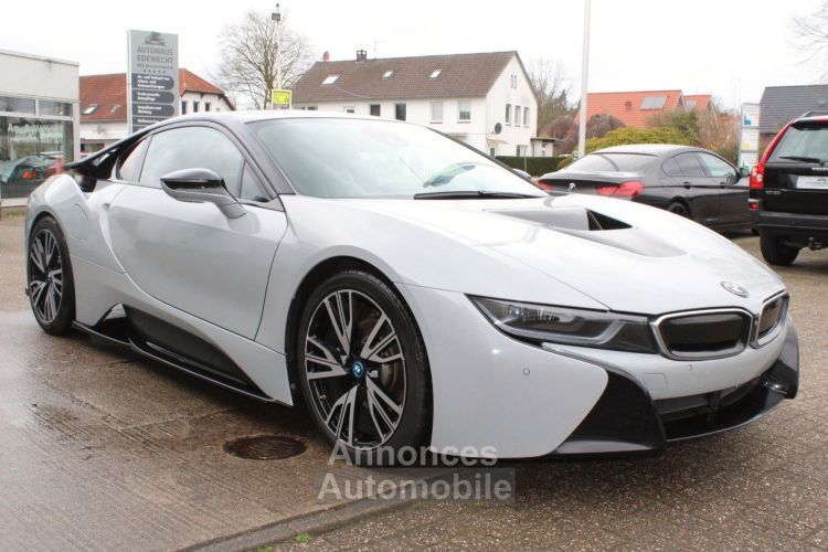 BMW i8 Coupé Pure Impulse caméra 360° affichage tête haute Harman Kardon Garantie 12 mois - <small></small> 73.900 € <small>TTC</small> - #2