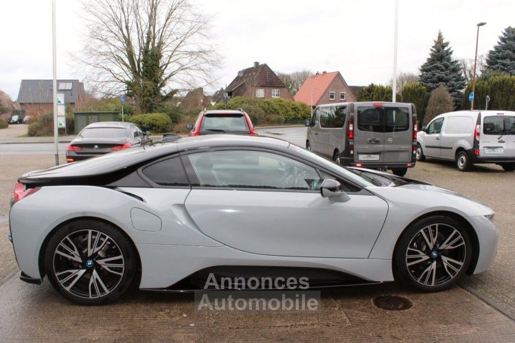 BMW i8 Coupé Pure Impulse caméra 360° affichage tête haute Harman Kardon Garantie 12 mois - <small></small> 73.900 € <small>TTC</small> - #7