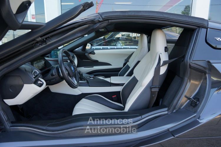 BMW i8 ROADSTER 374 BVA6 - Première Main - Carbone - Harman Kardon - Laser - HUD - Caméra 360° - <small></small> 99.890 € <small>TTC</small> - #18