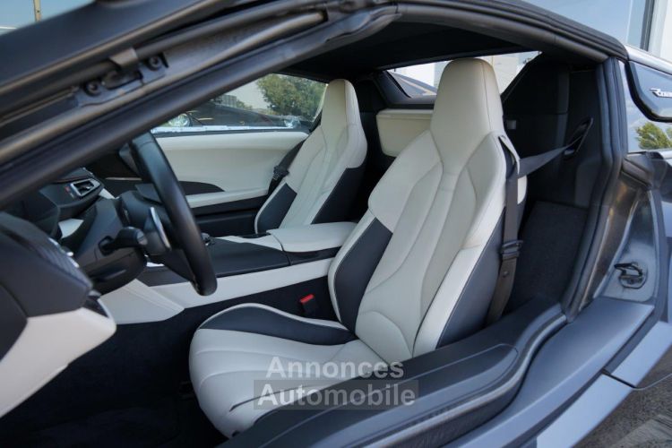 BMW i8 ROADSTER 374 BVA6 - Première Main - Carbone - Harman Kardon - Laser - HUD - Caméra 360° - <small></small> 99.890 € <small>TTC</small> - #17