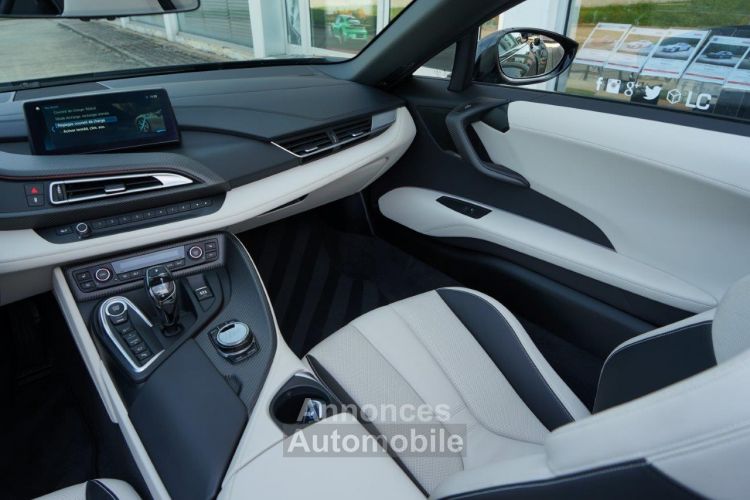 BMW i8 ROADSTER 374 BVA6 - Première Main - Carbone - Harman Kardon - Laser - HUD - Caméra 360° - <small></small> 99.890 € <small>TTC</small> - #22