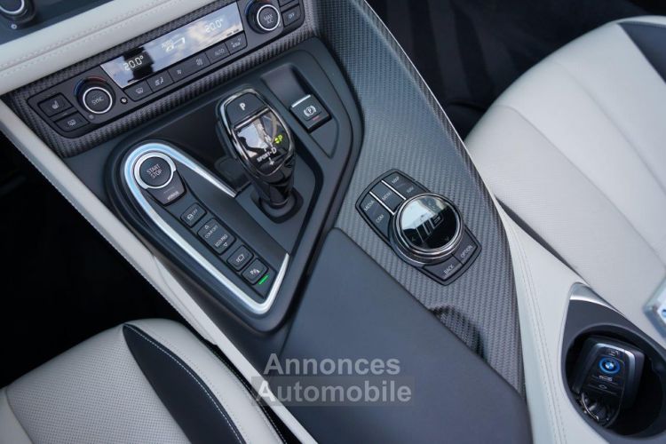 BMW i8 ROADSTER 374 BVA6 - Première Main - Carbone - Harman Kardon - Laser - HUD - Caméra 360° - <small></small> 99.890 € <small>TTC</small> - #28