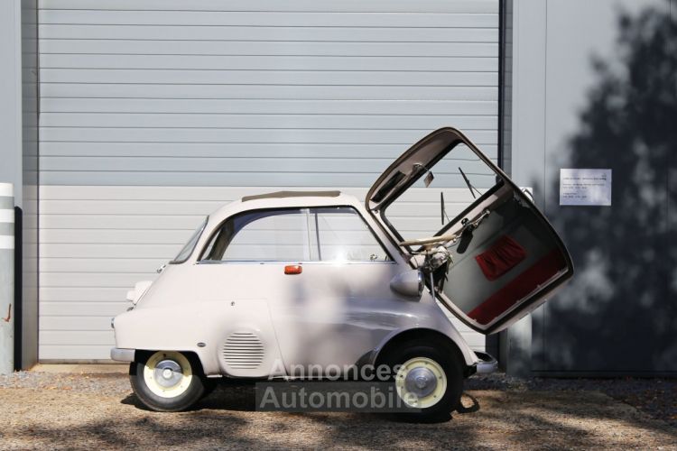BMW Isetta 247cc 1 cylinder engine producing 12 bhp - <small></small> 28.800 € <small>TTC</small> - #27