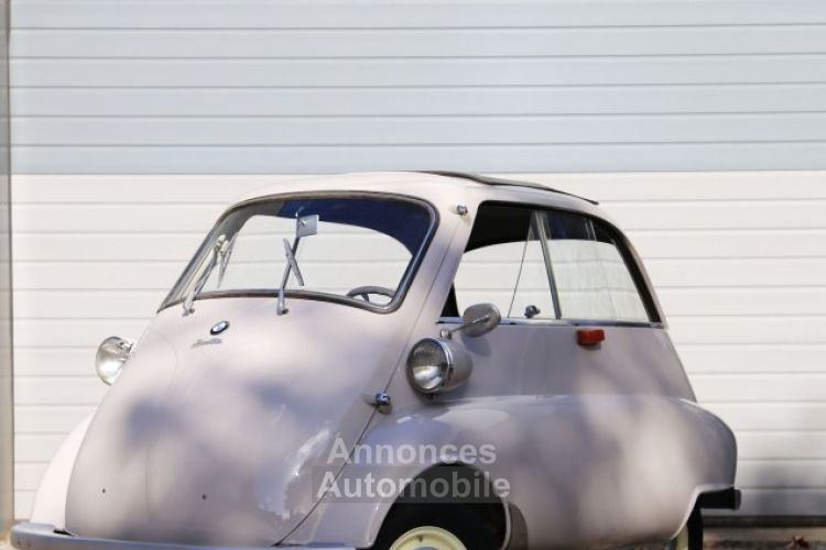 BMW Isetta 247cc 1 cylinder engine producing 12 bhp - <small></small> 28.800 € <small>TTC</small> - #28