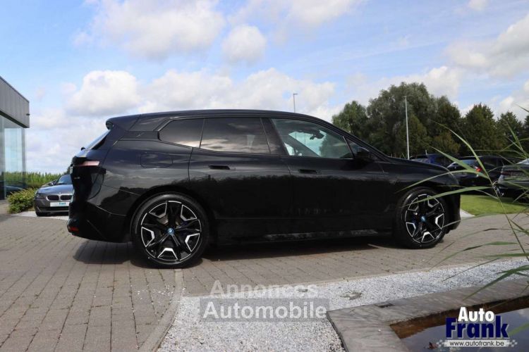 BMW iX 40 M-SPORT PANO TREKHK INCL WINTERSET - <small></small> 63.950 € <small>TTC</small> - #8