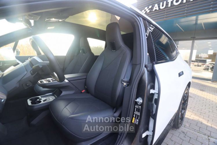 BMW iX 40 M-SPORT TREKHK 360CAM MEMORY SFT-CLS - <small></small> 63.950 € <small>TTC</small> - #21