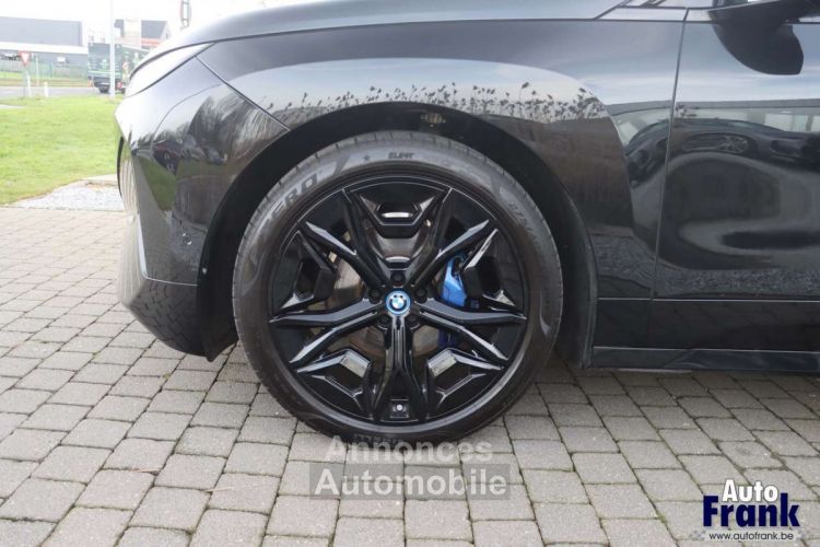 BMW iX 40 M-SPORT VENT+VERW STL +SET WINTR 360CAM - <small></small> 63.950 € <small>TTC</small> - #4