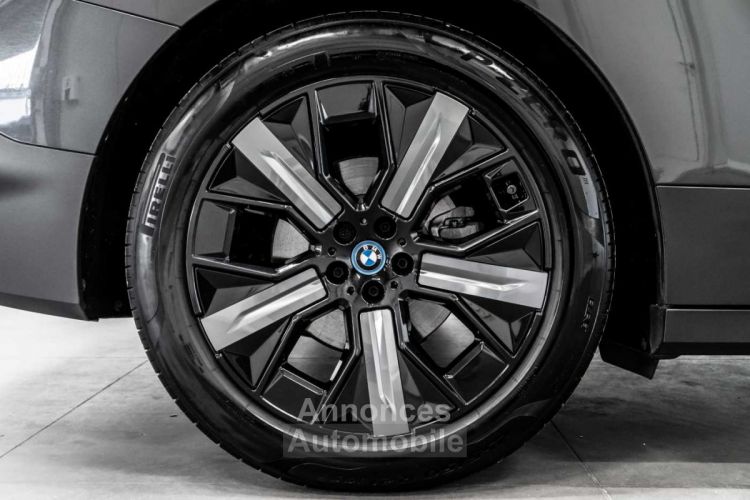 BMW iX 40 xDrive Harman Kardon Trekhaak Keyless ACC LED - <small></small> 59.990 € <small>TTC</small> - #48