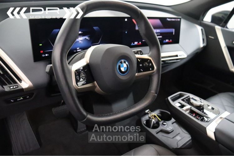 BMW iX 50 xDRIVE50 EDITION 1 12KW/h - NAVI SKY LOUNGE HARMAN KARDON - <small></small> 74.995 € <small>TTC</small> - #38