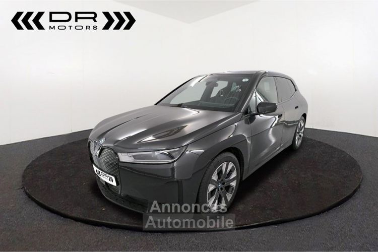 BMW iX xDRIVE 50 EDITION 112KW/h - NAVI PANODAK HARMAN KARDON - <small></small> 79.995 € <small>TTC</small> - #1