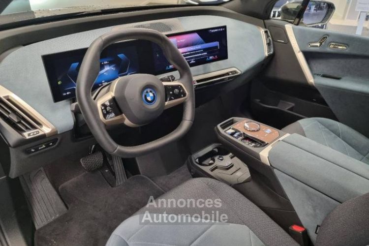 BMW iX xDrive40 326ch - <small></small> 69.990 € <small>TTC</small> - #3
