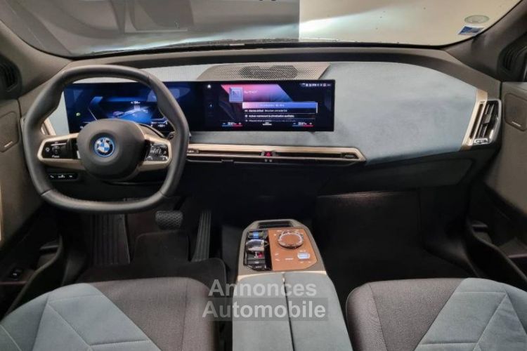 BMW iX xDrive40 326ch - <small></small> 69.990 € <small>TTC</small> - #4