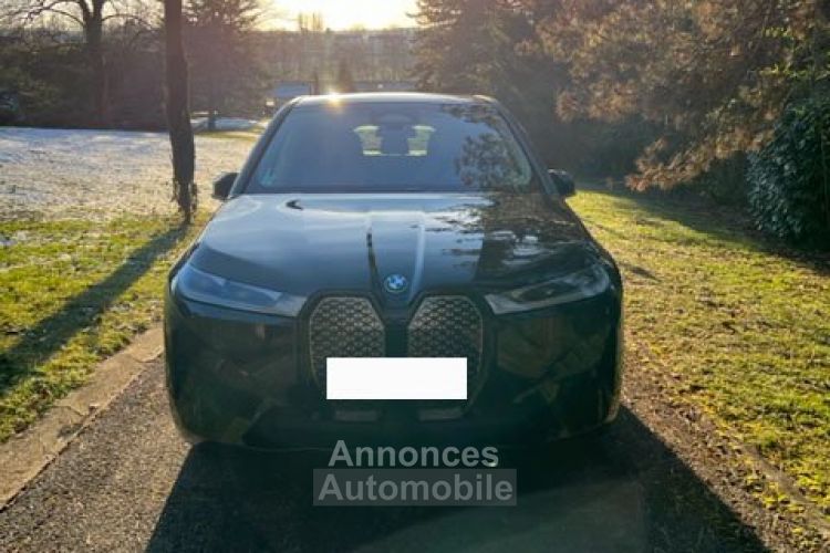 BMW iX xDrive40 326ch 75 kWh - <small></small> 81.999 € <small>TTC</small> - #3