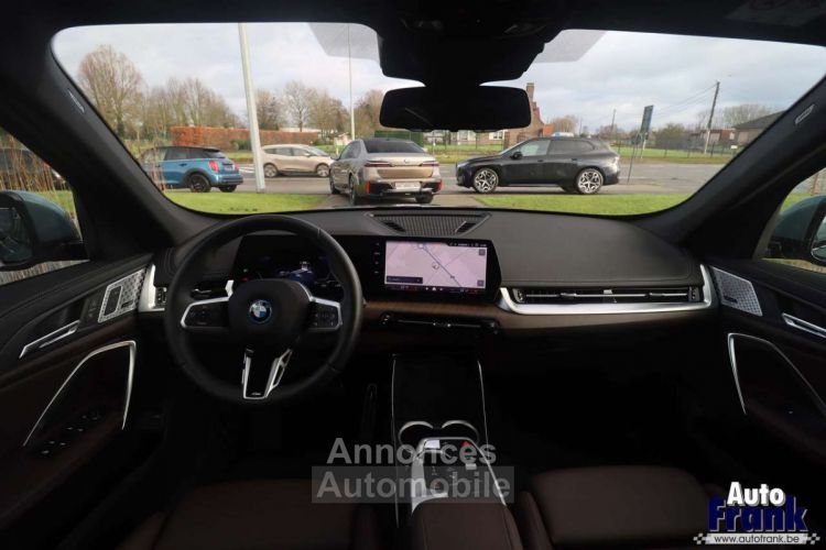 BMW iX1 20 M-SPORT PANO MEMO H&K CAM - <small></small> 46.950 € <small>TTC</small> - #23