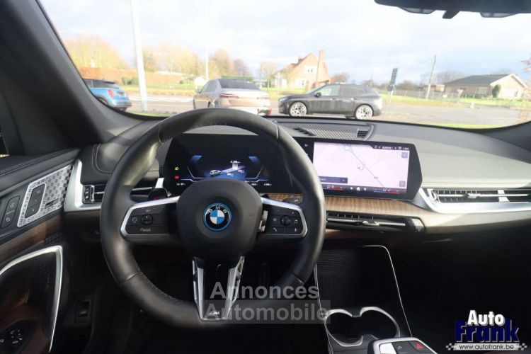 BMW iX1 20 M-SPORT PANO MEMO H&K CAM - <small></small> 46.950 € <small>TTC</small> - #25