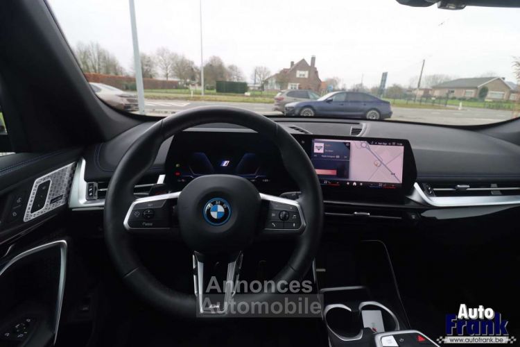 BMW iX1 20 M-SPORT PANO TREKHK 360CAM HUD FULL - <small></small> 54.950 € <small>TTC</small> - #29