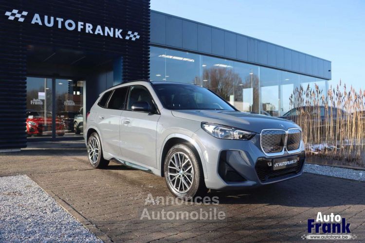 BMW iX1 20 M-SPORT PANO TREKHK MEMO 360CAM FUL - <small></small> 52.950 € <small>TTC</small> - #1