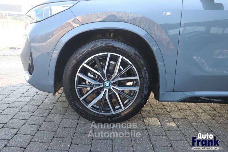 BMW iX1 20 M-SPORT PANO TREKHK MEMO 360CAM FUL - <small></small> 52.950 € <small>TTC</small> - #4