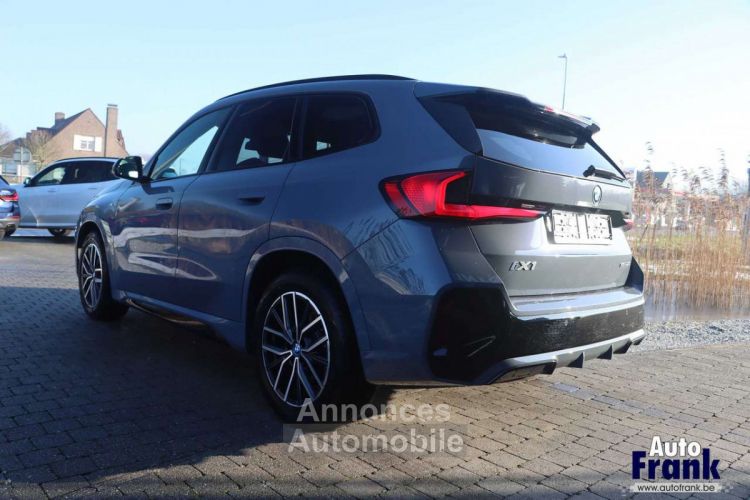 BMW iX1 20 M-SPORT PANO TREKHK MEMO 360CAM FUL - <small></small> 52.950 € <small>TTC</small> - #5