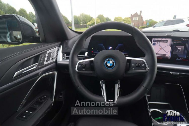 BMW iX1 30 4X4 M-SPORT PANO MEMO 360CAM HUD - <small></small> 54.950 € <small>TTC</small> - #25