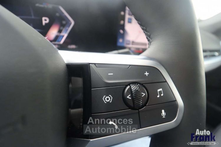 BMW iX1 30 4X4 M-SPORT PANO MEMO 360CAM HUD - <small></small> 54.950 € <small>TTC</small> - #29