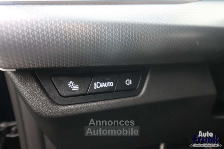 BMW iX1 30 4X4 M-SPORT PANO MEMO 360CAM HUD - <small></small> 54.950 € <small>TTC</small> - #30