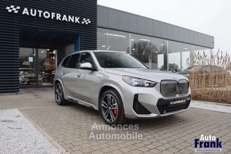 BMW iX1 30 4X4 M-SPORT TREKHK PANO 360CAM MEMO - <small></small> 56.950 € <small>TTC</small> - #1