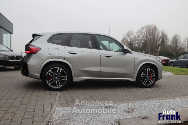 BMW iX1 30 4X4 M-SPORT TREKHK PANO 360CAM MEMO - <small></small> 56.950 € <small>TTC</small> - #8