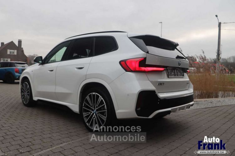 BMW iX1 30 M-SPORT TREKHK 360CAM MEMO HUD 20 - <small></small> 54.950 € <small>TTC</small> - #5