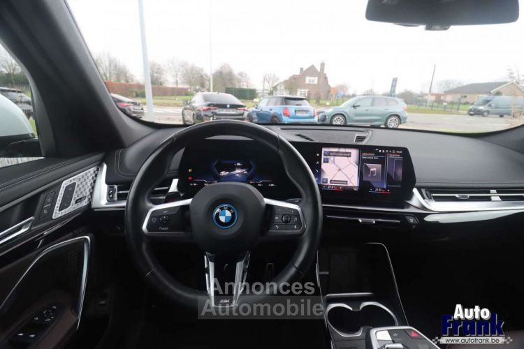 BMW iX1 30 M-SPORT TREKHK 360CAM MEMO HUD 20 - <small></small> 54.950 € <small>TTC</small> - #28