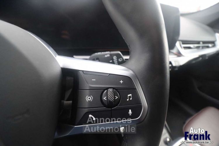 BMW iX1 30 M-SPORT TREKHK 360CAM MEMO HUD 20 - <small></small> 54.950 € <small>TTC</small> - #30