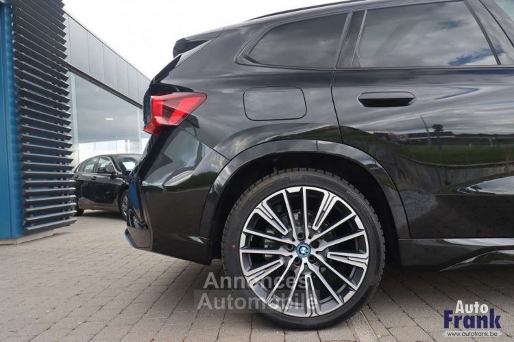 BMW iX1 XDRIVE30 M-SPORT PANO H&K TREKHK 20INCH - <small></small> 54.950 € <small>TTC</small> - #46