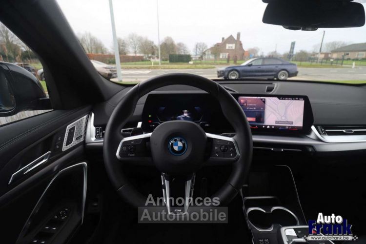 BMW iX2 30 M-SPORT 360 CAM MEMO H&K HUD - <small></small> 56.950 € <small>TTC</small> - #26