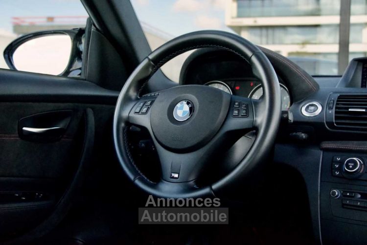 BMW M1 1M Coupé TOP Condition Navi Chrome - <small></small> 52.900 € <small>TTC</small> - #27