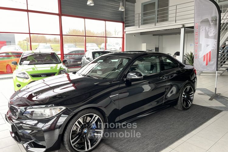 BMW M2 COUPE 3,0 370 DKG7 TOIT PANO OUVRANT GPS CAMERA KEYLESS BI-XENON FULL CUIR CARBON PAS DE MALUS EX - <small></small> 47.990 € <small>TTC</small> - #1